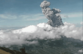 Eruzione del monte Merapi: nessun morto, immagini spettacolari