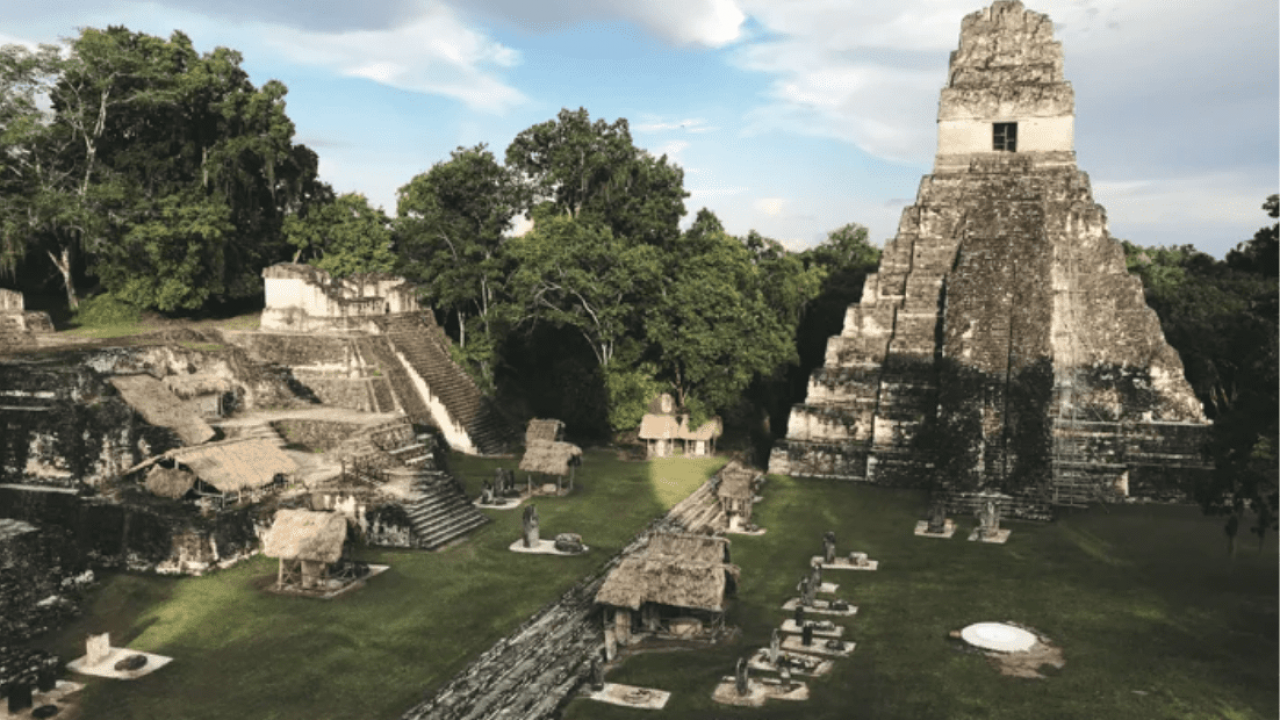 Tikal, città Maja: acqua contaminata ha indotto il suo abbandono