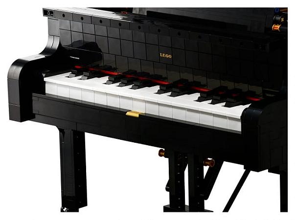 LEGO Grand Piano