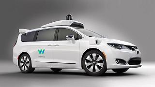 Waymo, in Arizona è partita la guerra contro le IA