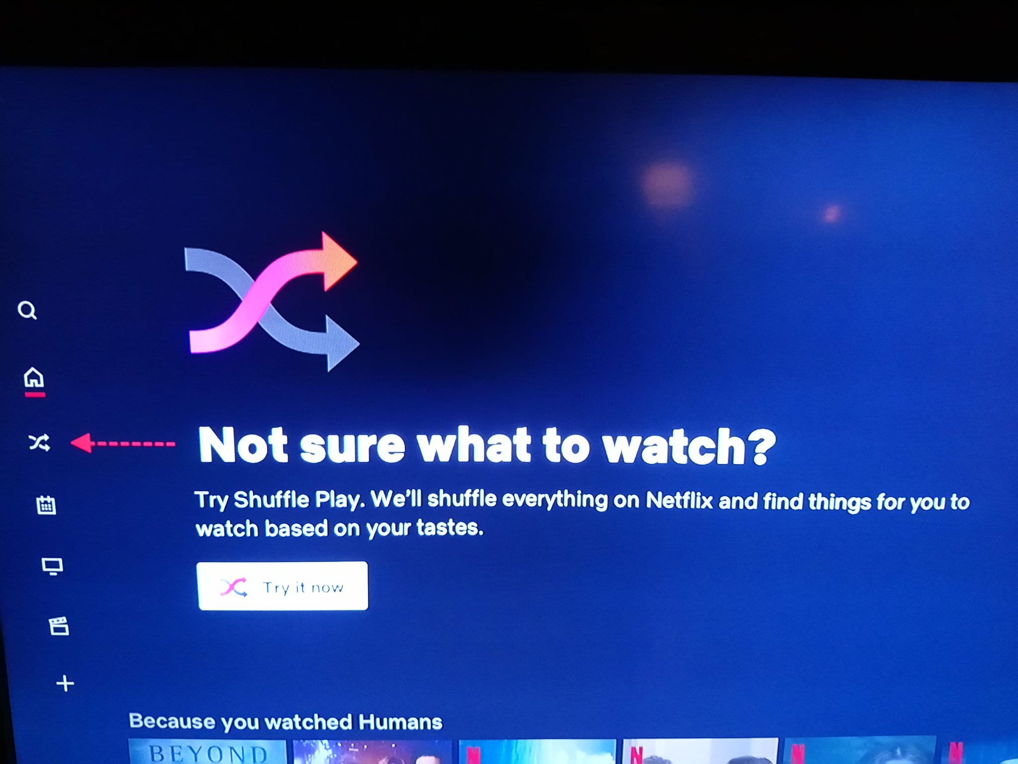 Netflix testa la funzione Shuffle: ora sceglie al posto tuo cosa farti guardare