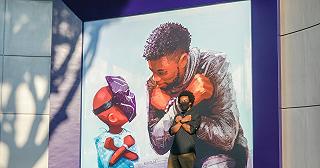 Chadwick Boseman: a Disneyland un murales dedicato all’attore