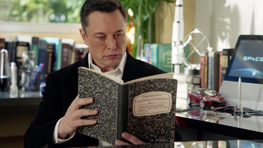 Elon Musk: i 61 libri “da leggere assolutamente” secondo il fondatore di Tesla