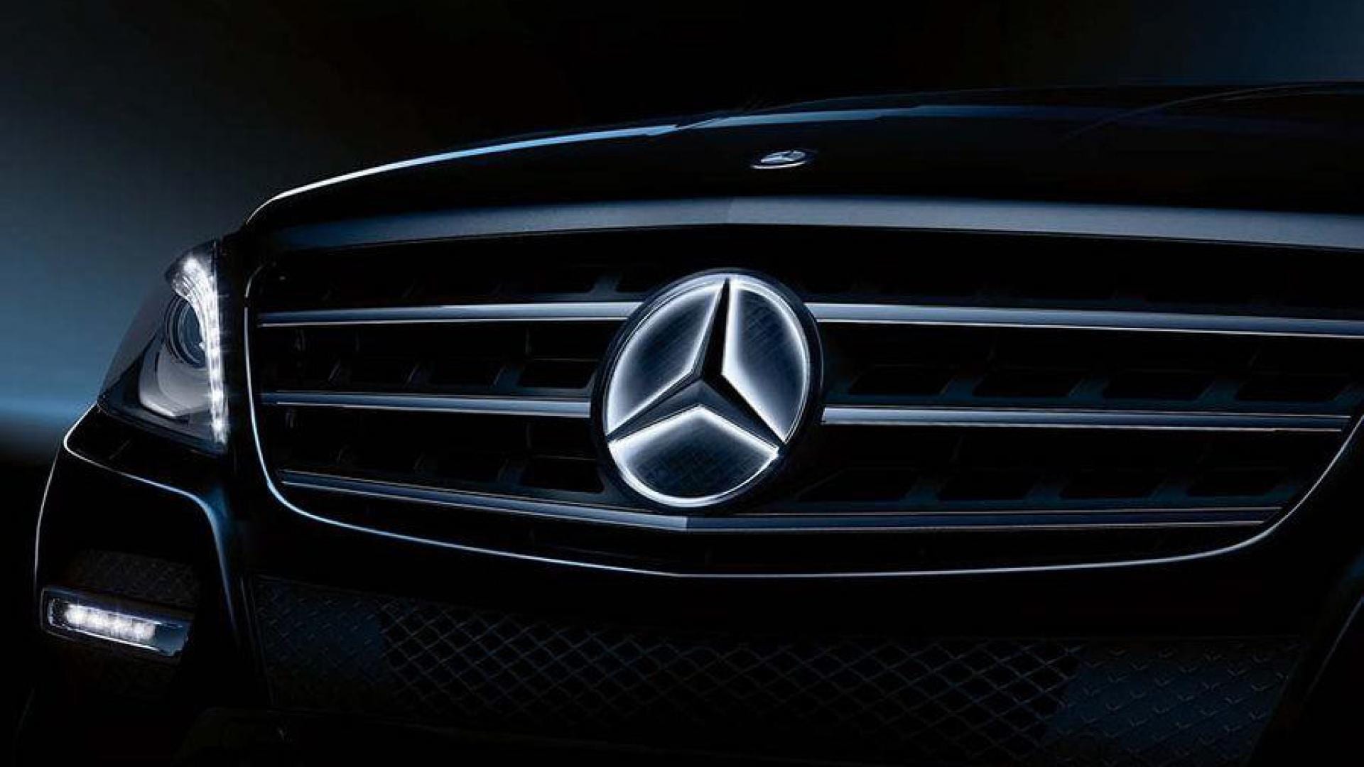 Mercedes-Benz non vuole più produrre auto con il cambio manuale