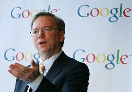 Google, parla l’ex CEO: “I social? Megafoni per pazzi e imbecilli”