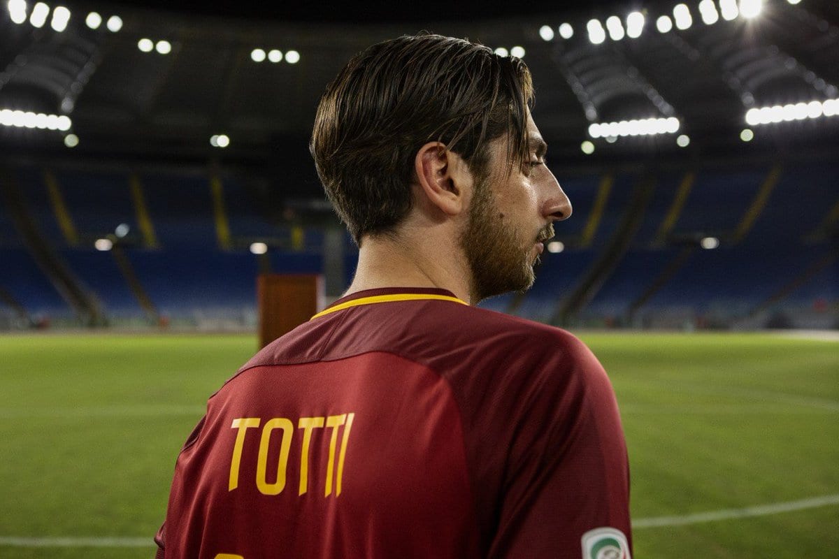 Speravo de morì prima: il trailer della serie su Francesco Totti