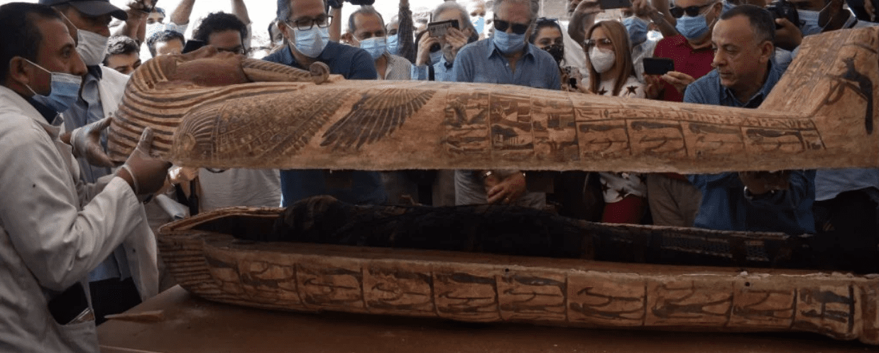 Egitto: rinvenute 59 mummie risalenti a 2500 anni fa