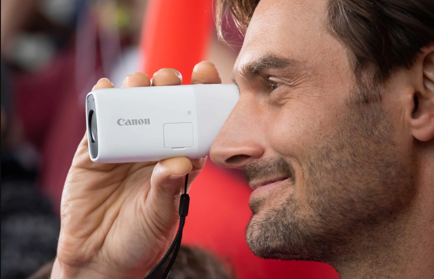 PowerShot Zoom, la fotocamera monoculare di Canon