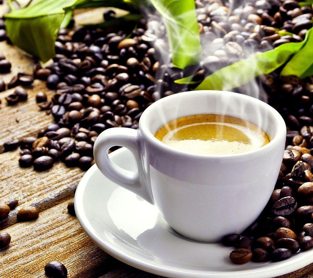 Caffè: se la notte è stata insonne meglio berlo dopo colazione