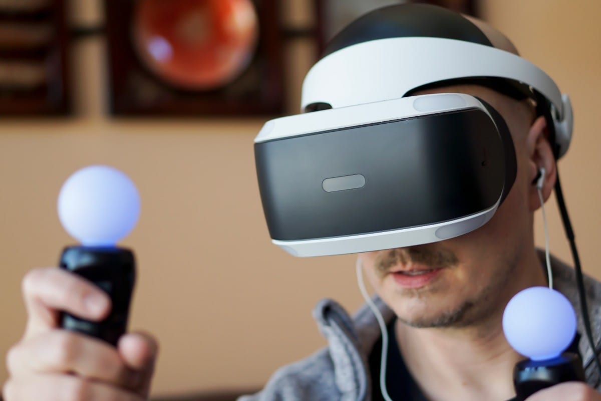 Playstation, parla il CEO: “La realtà virtuale? Sarà marginale ancora per molti anni”
