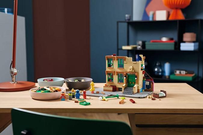 LEGO Ideas 123 Sesame Street