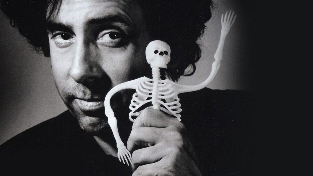 Tim Burton: le visioni dark ed il culto dei freak del regista di Mercoledì