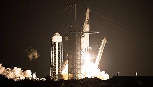 Liftoff riuscito: la Crew-1 è in viaggio verso la Stazione Spaziale Internazionale