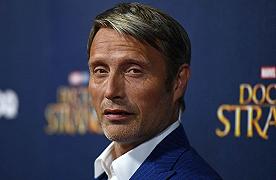 Animali Fantastici 3, Mads Mikkelsen in trattative per il ruolo di Grindelwald