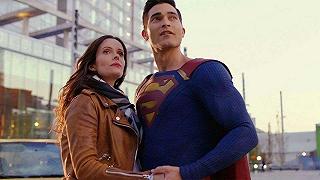 Superman & Lois: una foto con i due protagonisti a Smallville