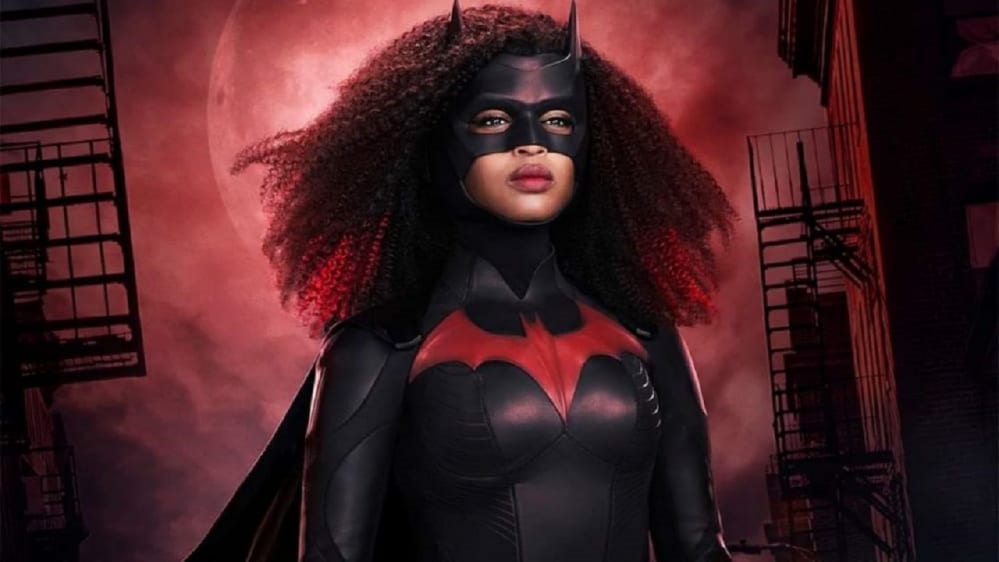 Batwoman 2: nuovo poster e sinossi dell'episodio pilota