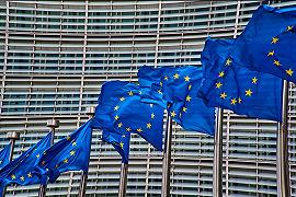 IA, l’Unione Europea annuncia il vaglio di nuove regole