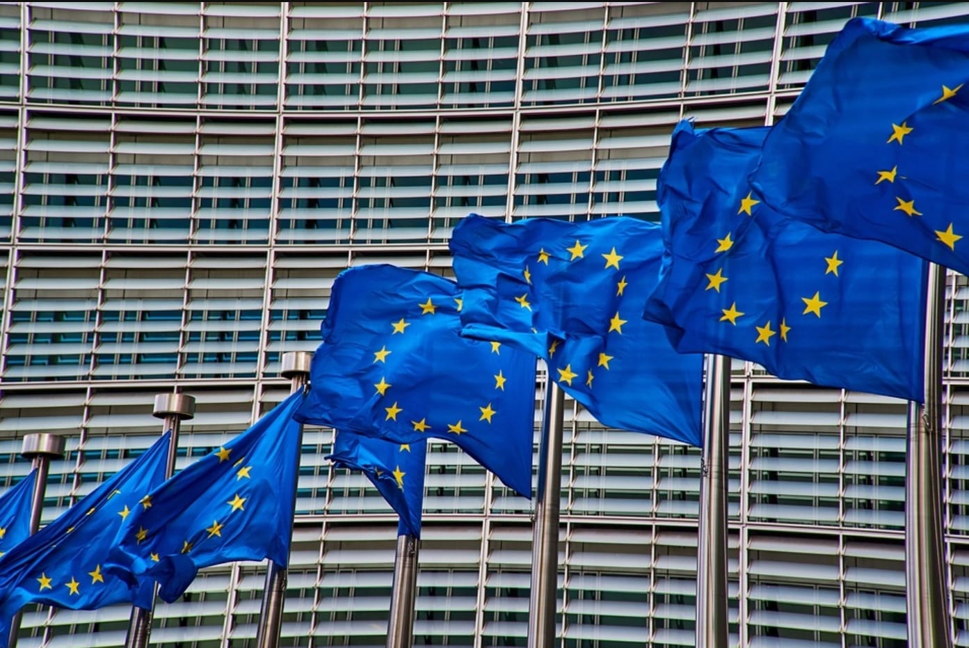 Geoblocking: Valve e altre cinque case di videogiochi pesantemente multate dalla UE