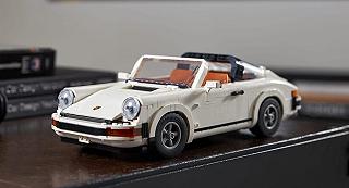 LEGO Porsche 911, svelato ufficialmente il set due in uno dedicato all’icona automobilistica