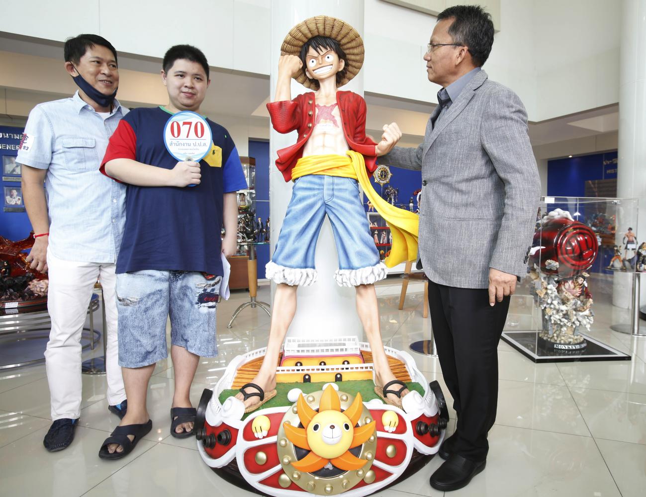 Tailandia: all’asta più di 300 action figures sequestrate durante le indagini