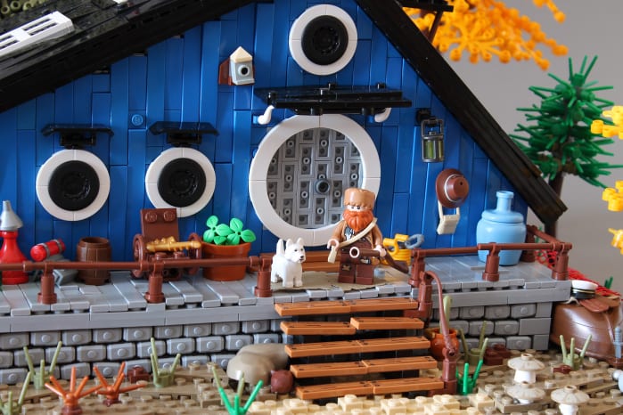 LEGO Blue Cottage