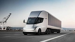 Tesla Semi: il camion di Elon Musk avrà batterie da 500 kWh