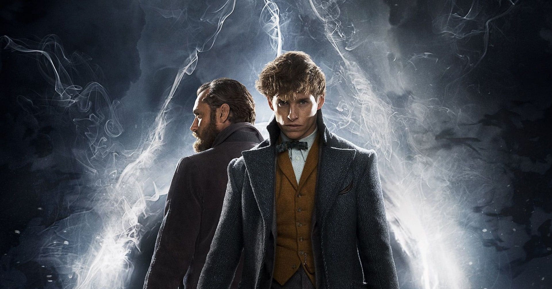 Animali Fantastici: I Segreti di Silente, il logotitolo giapponese con la fenice e il saluto di David Yates