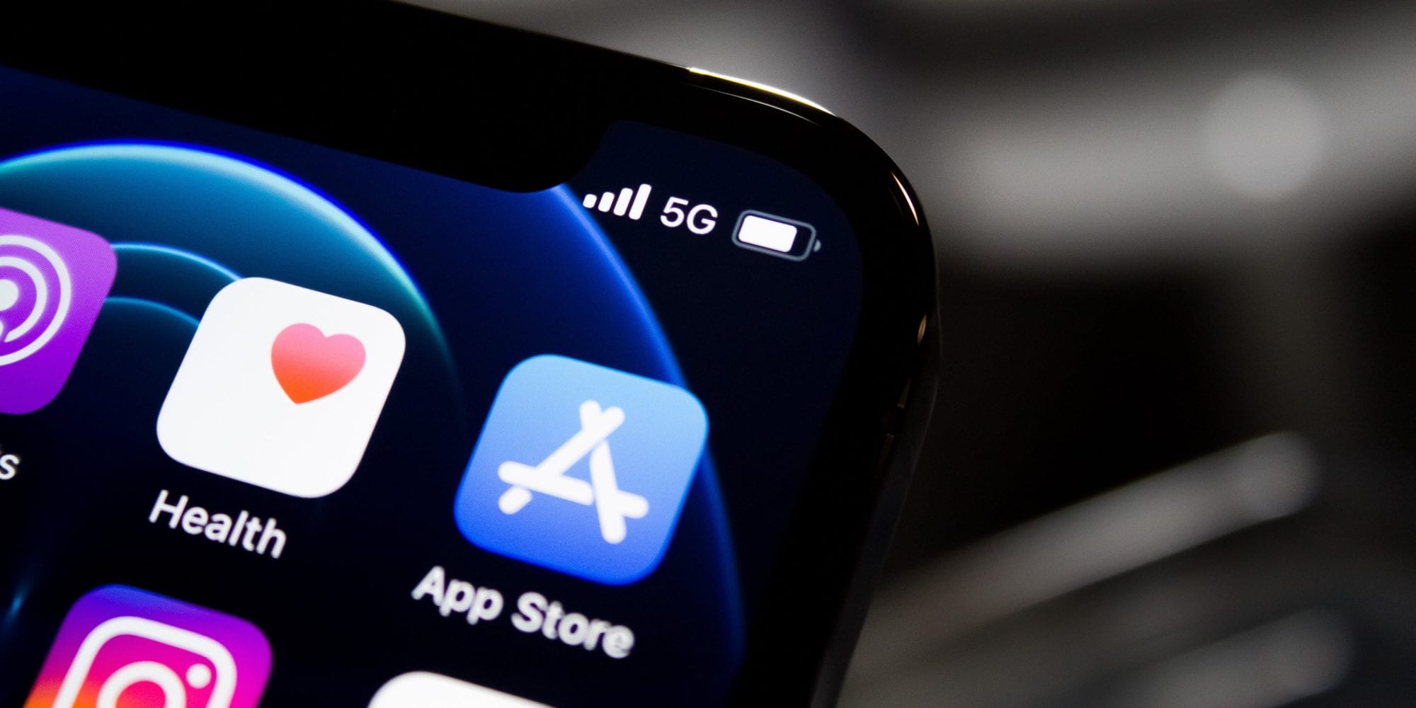 App Store, nuove app fraudolente: salasso mensile per sbloccare funzionalità inesistenti