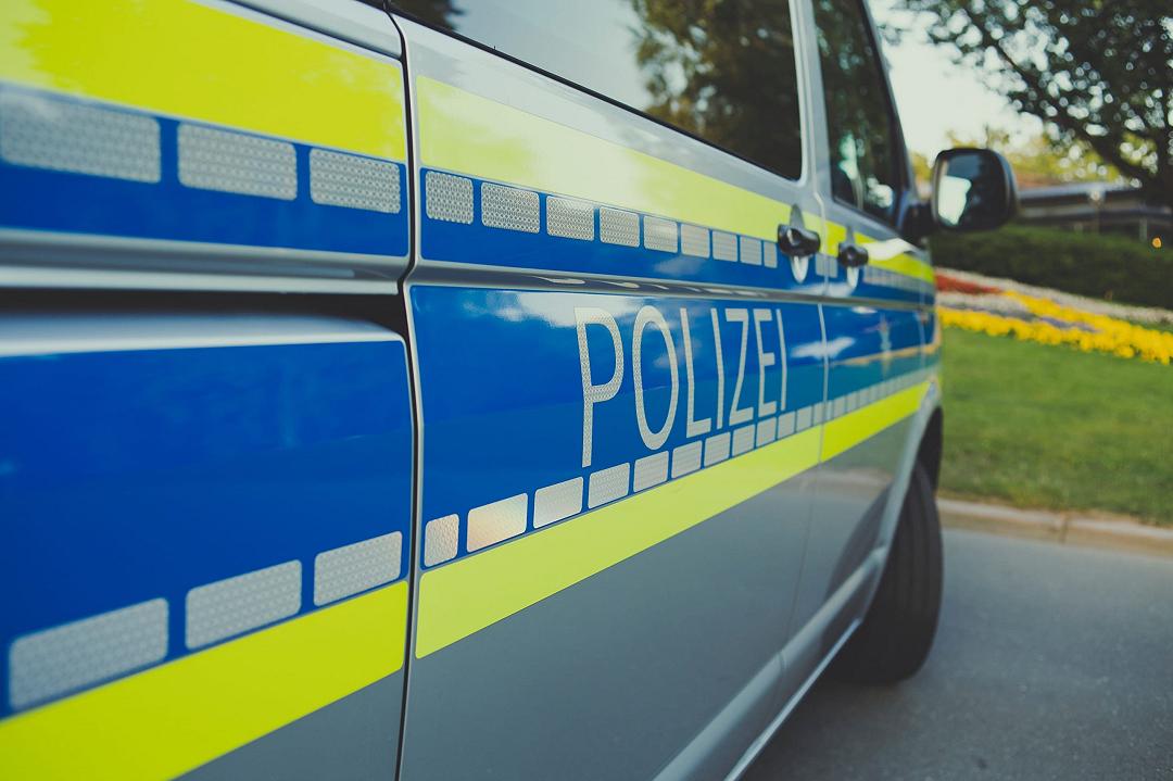 Germania, al via l’uso di deepfake per contrastare la pedofilia