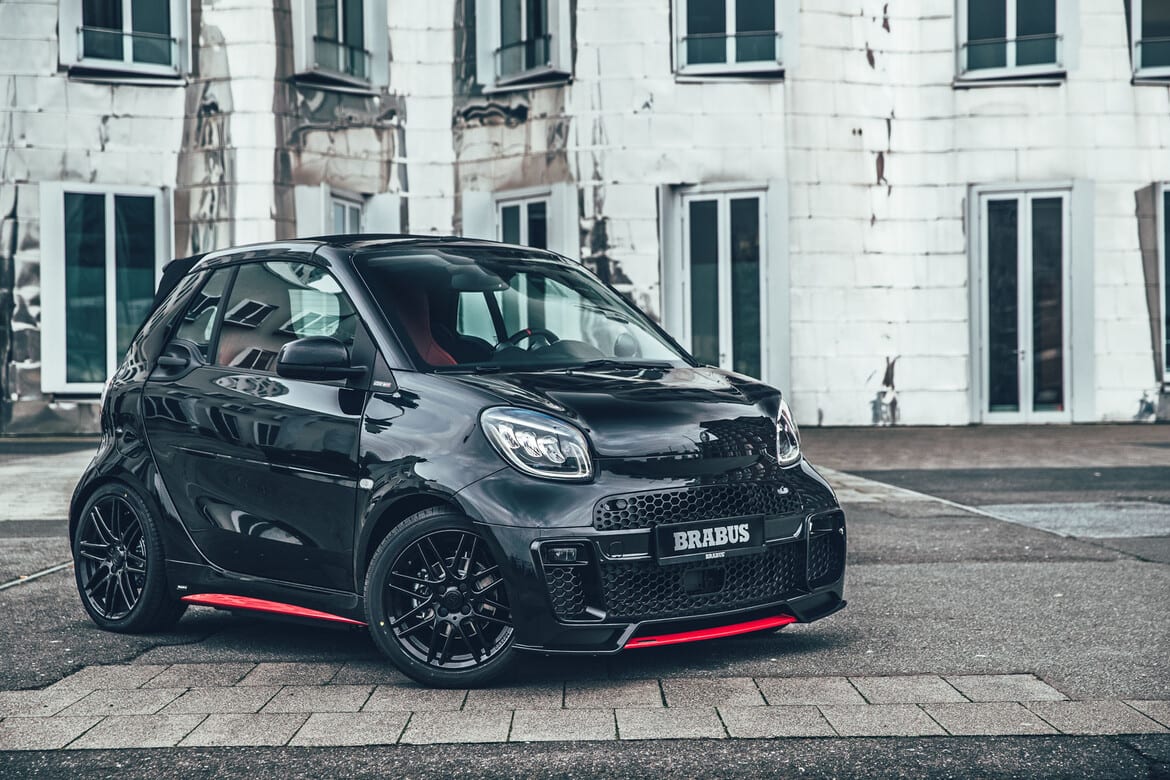 Brabus 92R, la Smart EQ fortwo cabio non è mai stata così cattiva