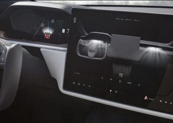 Tesla Model S, un video mostra come funziona la nuova selezione della modalità di guida