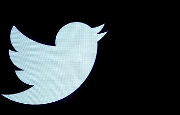 Twitter, scappano le aziende ma arrivano nuovi utenti: 2 milioni in più ogni giorno