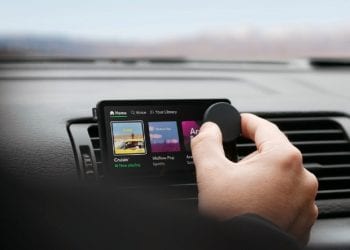 Spotify Car Thing è ufficiale: un "telecomando" per la musica in auto, in sicurezza