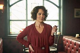 Helen McCrory: addio all’attrice di Harry Potter e Peaky Blinders, aveva 52 anni