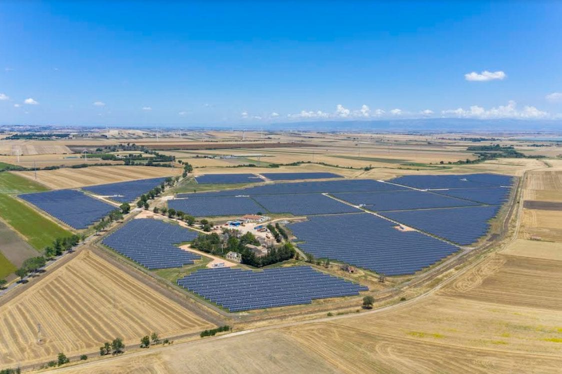 Il più grande parco fotovoltaico d’Italia si trova a Foggia: è costato 94,5 milioni di euro