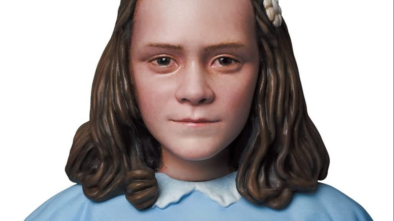 Shining: in vendita le statue delle gemelle Grady