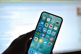 iPhone 14 e iPhone 15, Ming-chi Kuo si lancia nelle prime ipotesi tra addio al notch e iPhone Mini