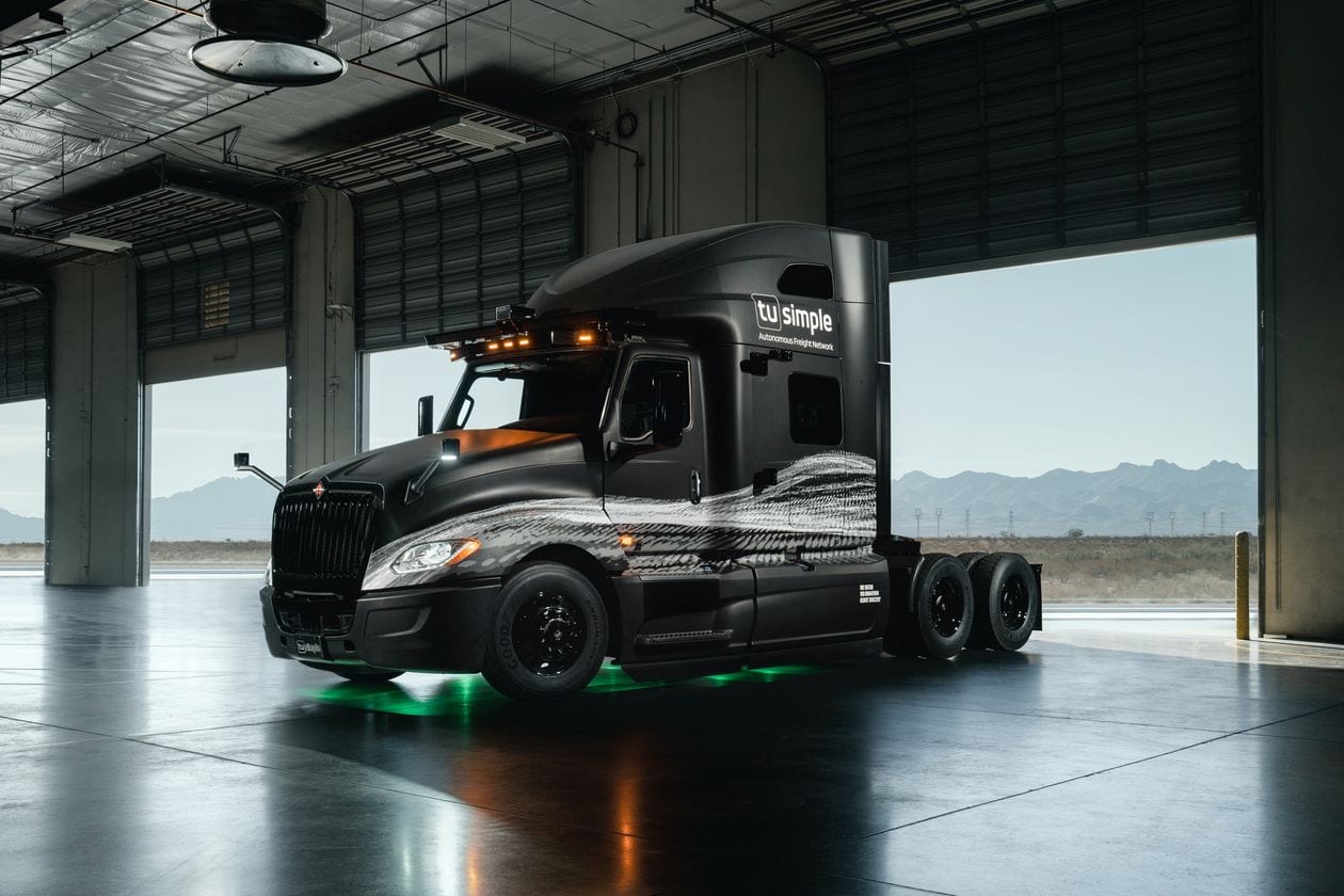 Guida autonoma, presto il test su strada dei TIR