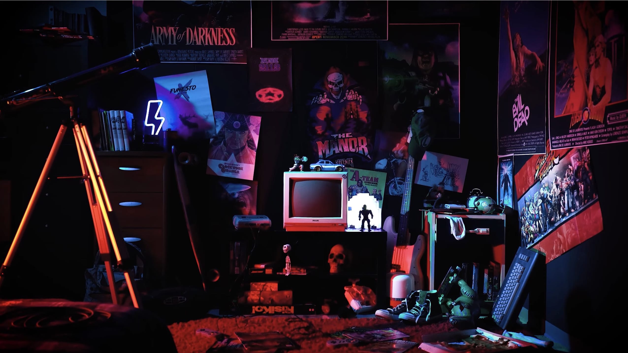 Il video musicale dei Karpenter ispirato alla cultura nerd e all’Armata delle Tenebre