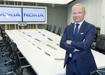 Crisi semiconduttori, il N.1 di Nokia: "durerà fino al 2023"