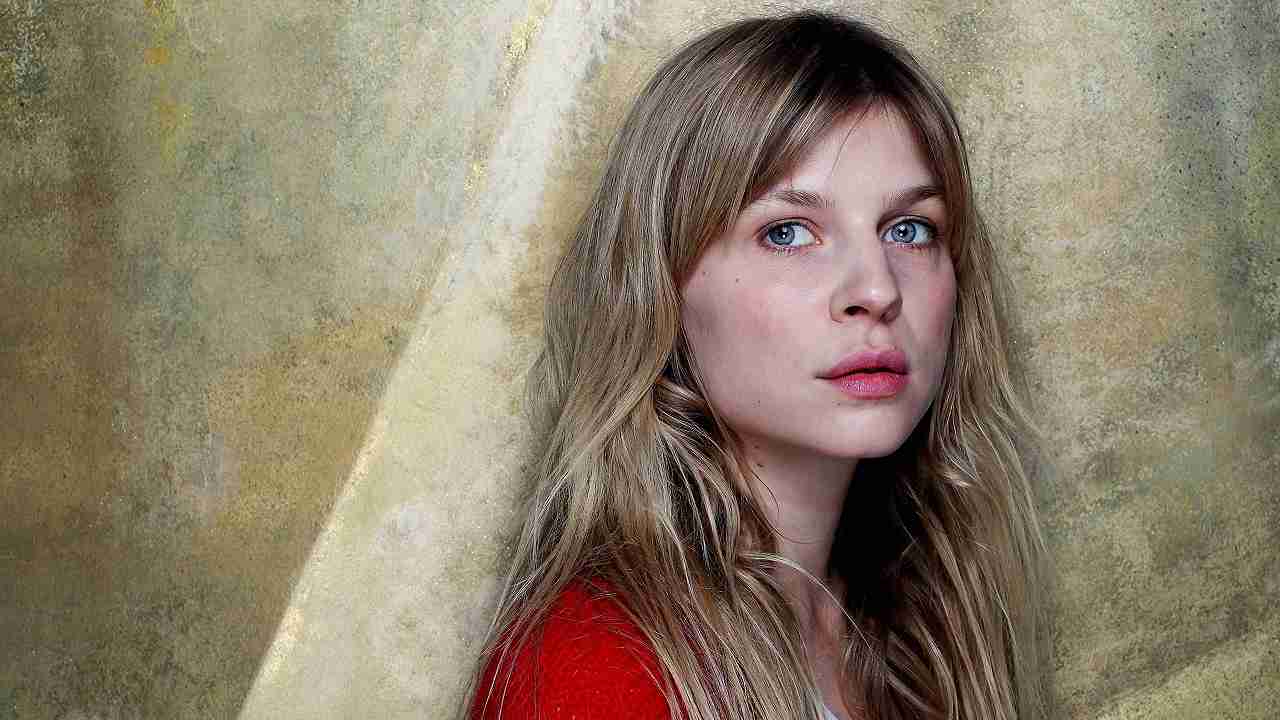 The Essex Serpent Clemence Poesy