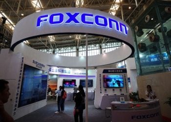 "La crisi dei chip durerà almeno per tutto il 2022", parola del CEO di Foxconn