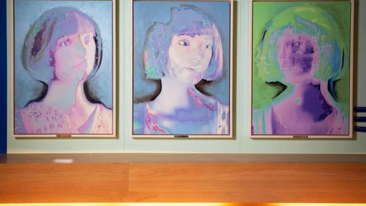 Intelligenza artificiale: il robot Ai-Da viene accolto nel museo del design di Londra