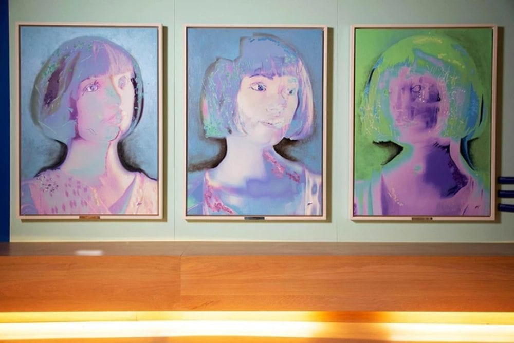 Intelligenza artificiale: il robot Ai-Da viene accolto nel museo del design di Londra
