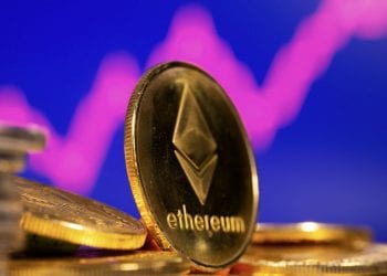 Ethereum supera quota 4.400 dollari, il valore più alto della storia della criptovaluta