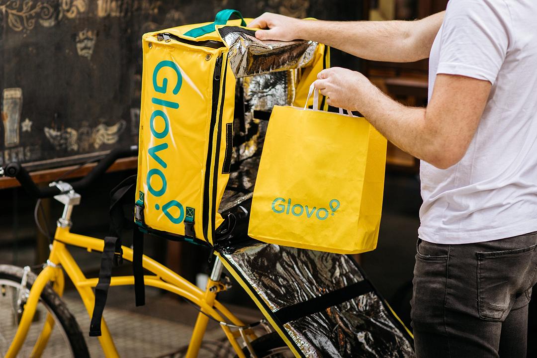 Glovo è stata hackerata? In vendita i dati di utenti e rider, ma ci sono dei dubbi