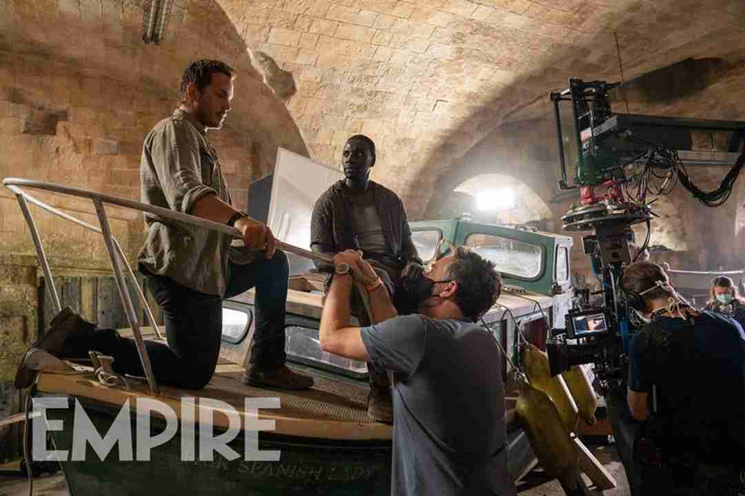 Jurassic World: Dominion, nuova foto dal set del film con Chris Pratt