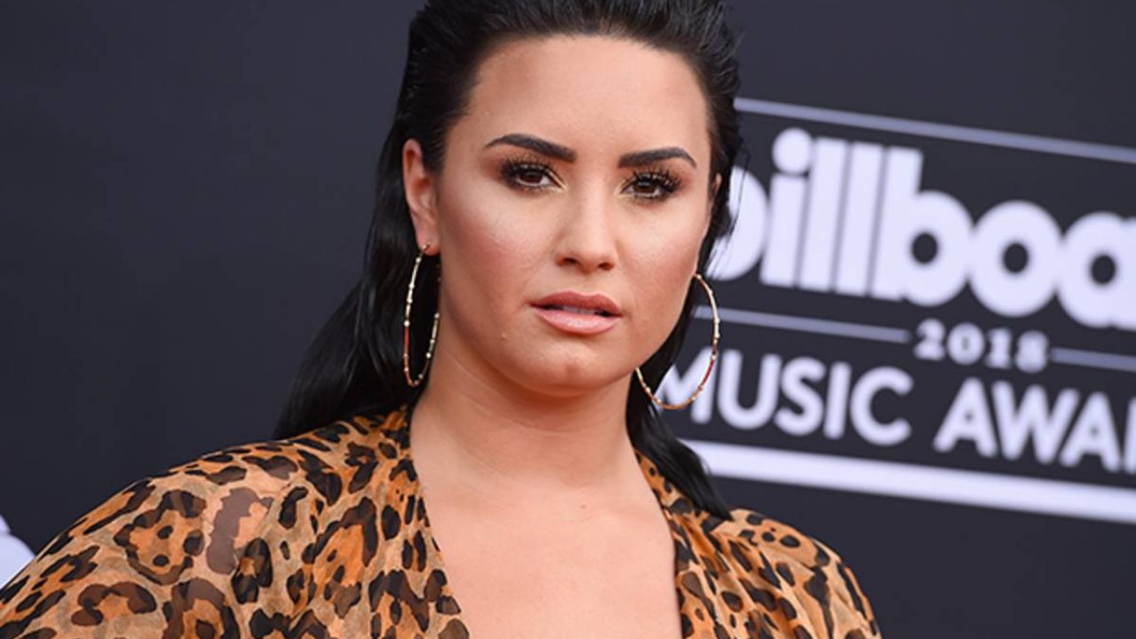 Unidentified With Demi Lovato: l’attrice indagherà sugli UFO nella miniserie Peacock