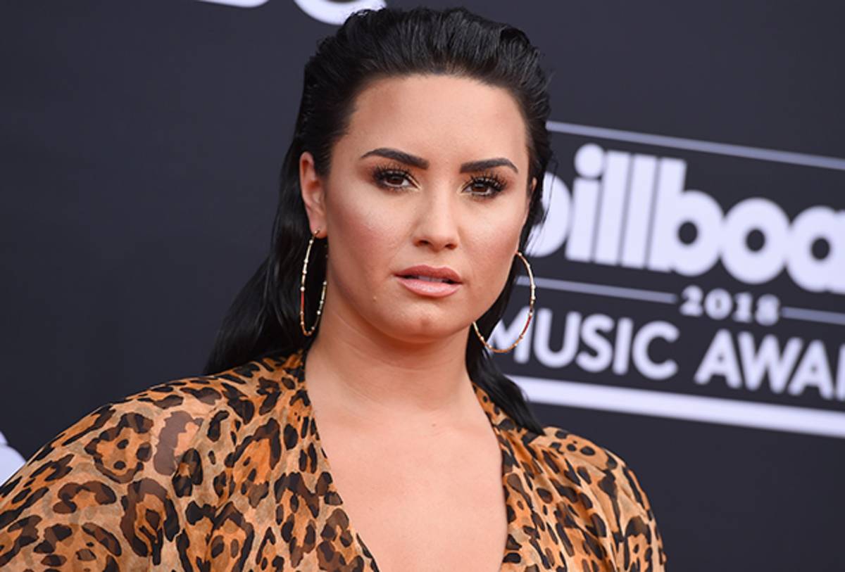 Unidentified With Demi Lovato: l’attrice indagherà sugli UFO nella miniserie Peacock