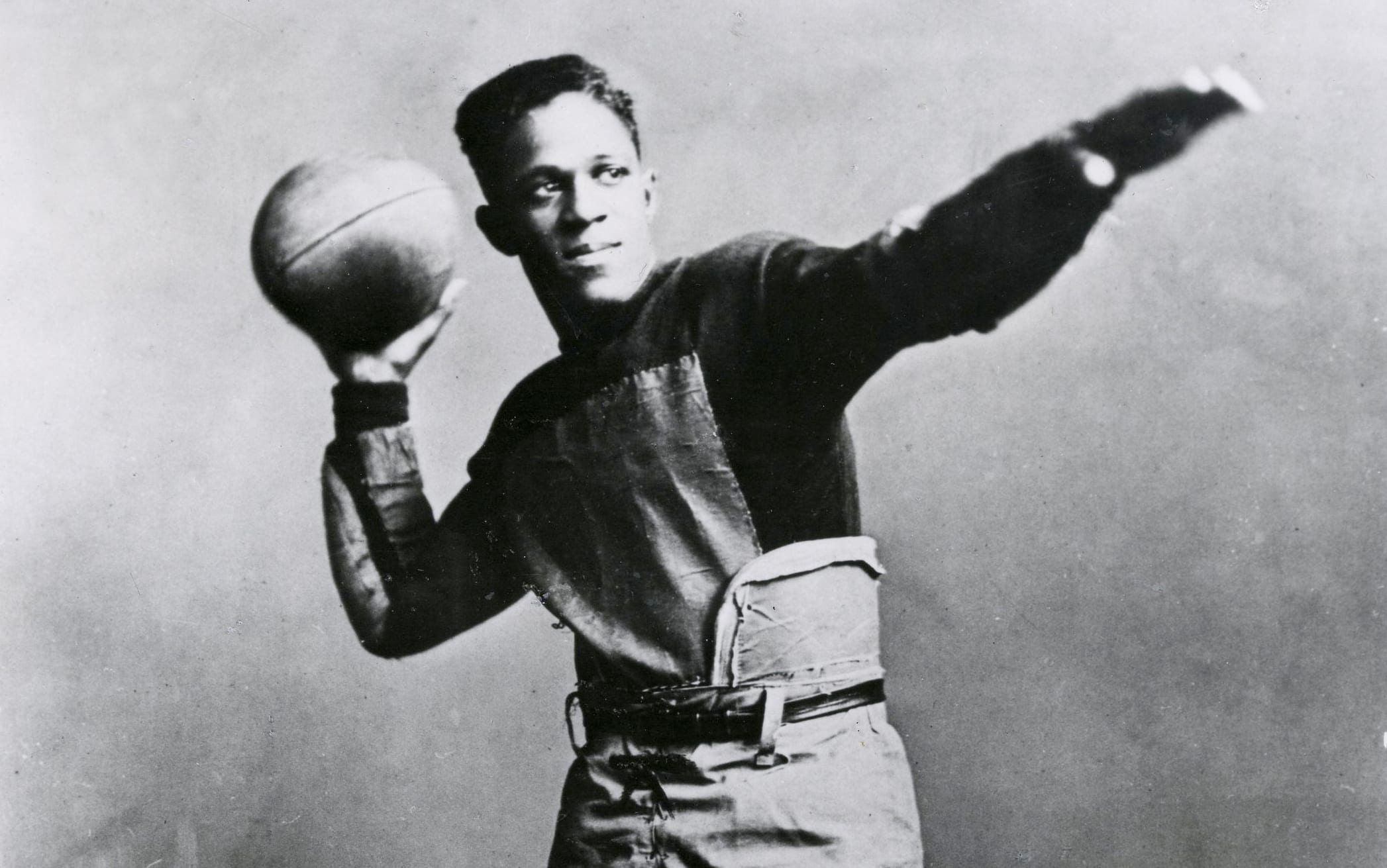 Fritz Pollard: in sviluppo un film sul primo giocatore di colore della NFL
